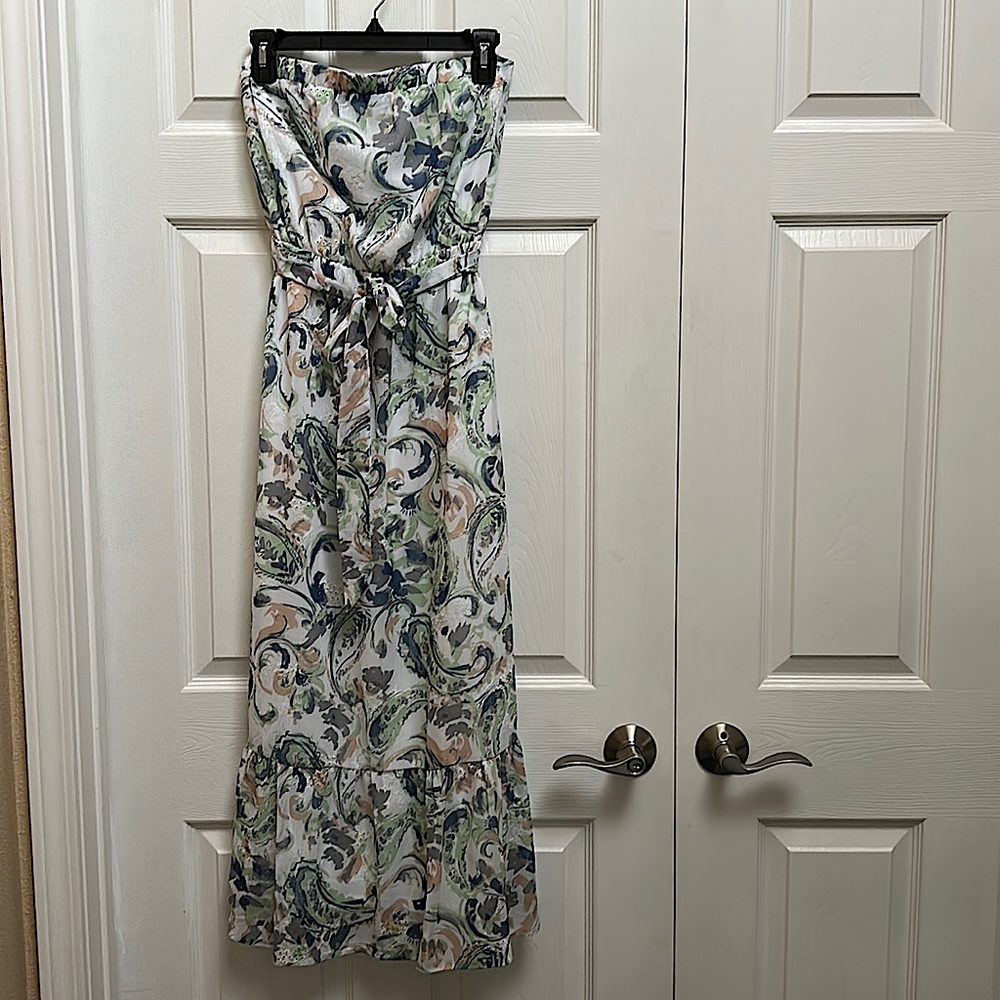Collective Concept strapless dress🎉